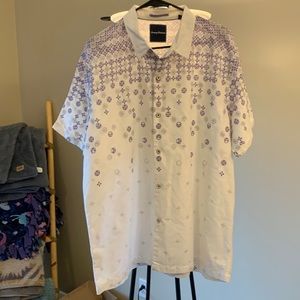 Tommy Bahama XL 100% cotton button up
